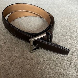Men’s dark brown belt